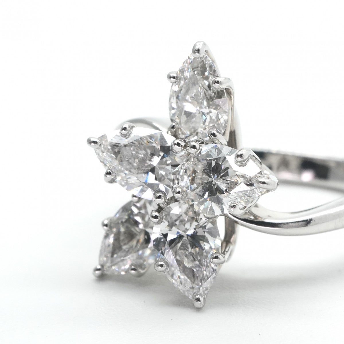 ハリーウィンストン HARRY WINSTON ウィンストン・クラスター・リング
