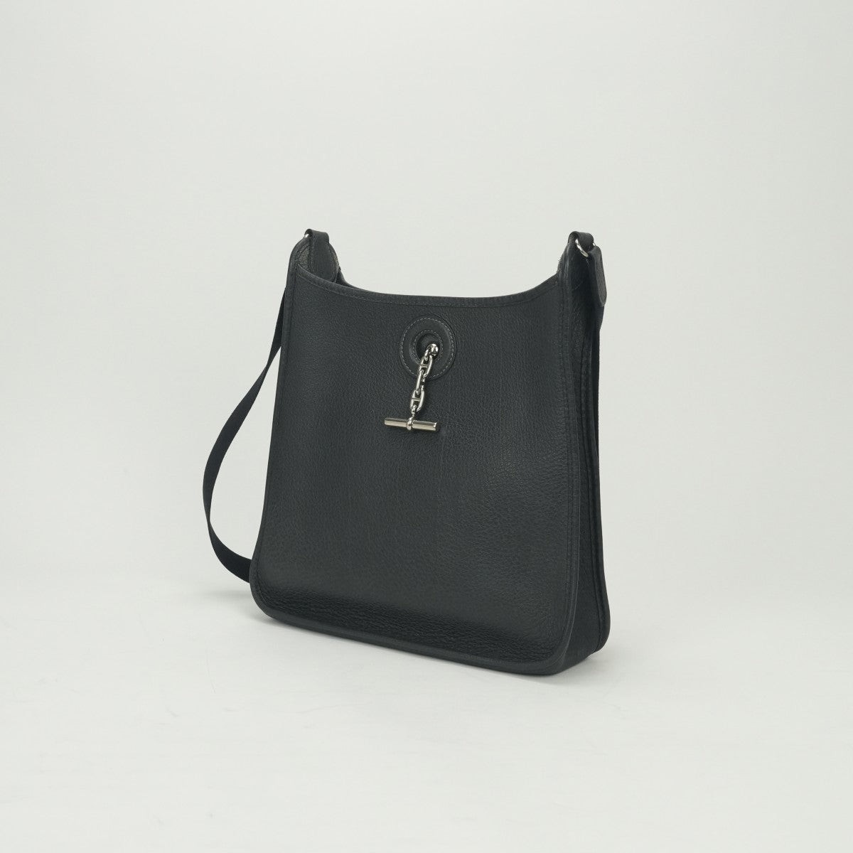 artbears 　HERMES ヴェスパ ショルダーバッグ ブラック エルメス HERMES ヴェスパPM ヴェスパ PM バッグ ショルダーバッグ