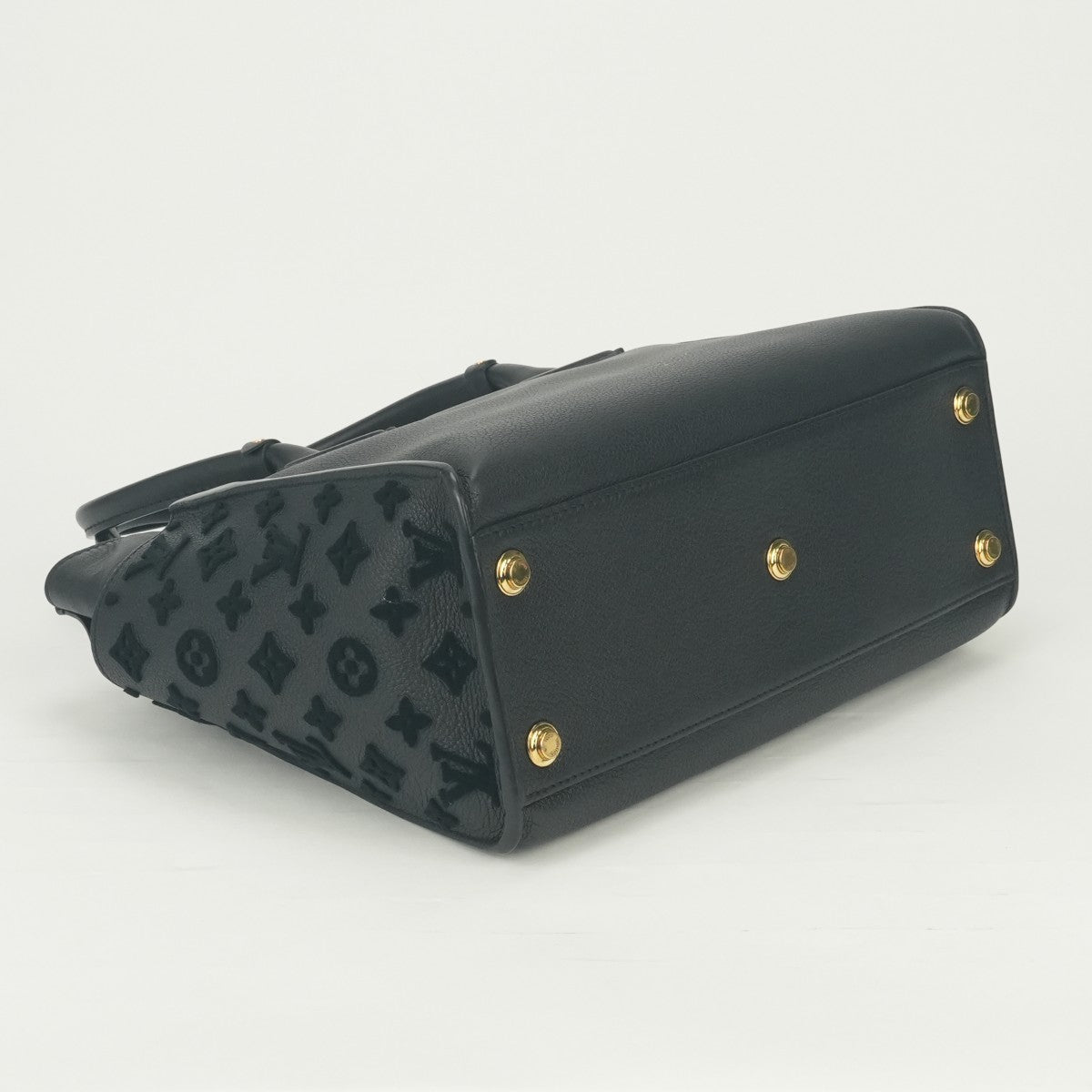 ルイヴィトン LOUIS VUITTON オンマイサイドMM オンマイサイド MM