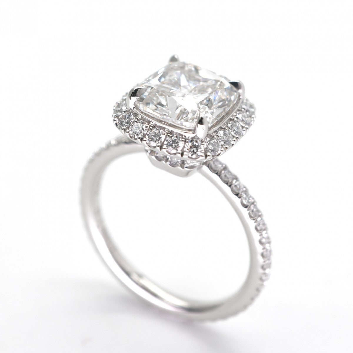 ハリーウィンストン HARRY WINSTON クッションカット・マイクロパヴェ・リング クッションカット・マイクロパヴェ・リング The One by Harry Winston リング 指輪 Pt950 シルバー 婚約指輪　エンゲージリング　プラチナ　ダイヤモンド