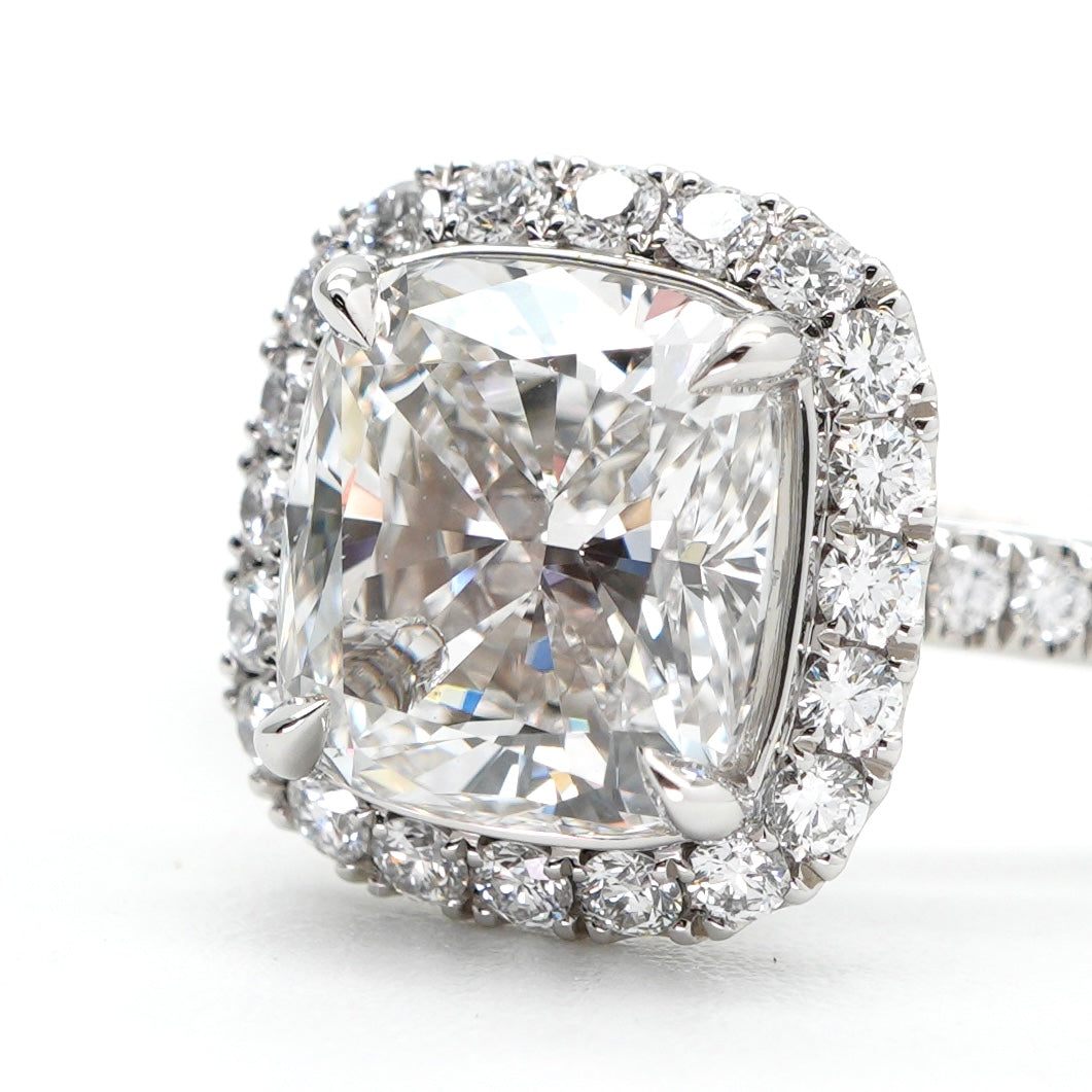 ハリーウィンストン HARRY WINSTON クッションカット・マイクロパヴェ・リング クッションカット・マイクロパヴェ・リング The One by Harry Winston リング 指輪 Pt950 シルバー 婚約指輪　エンゲージリング　プラチナ　ダイヤモンド