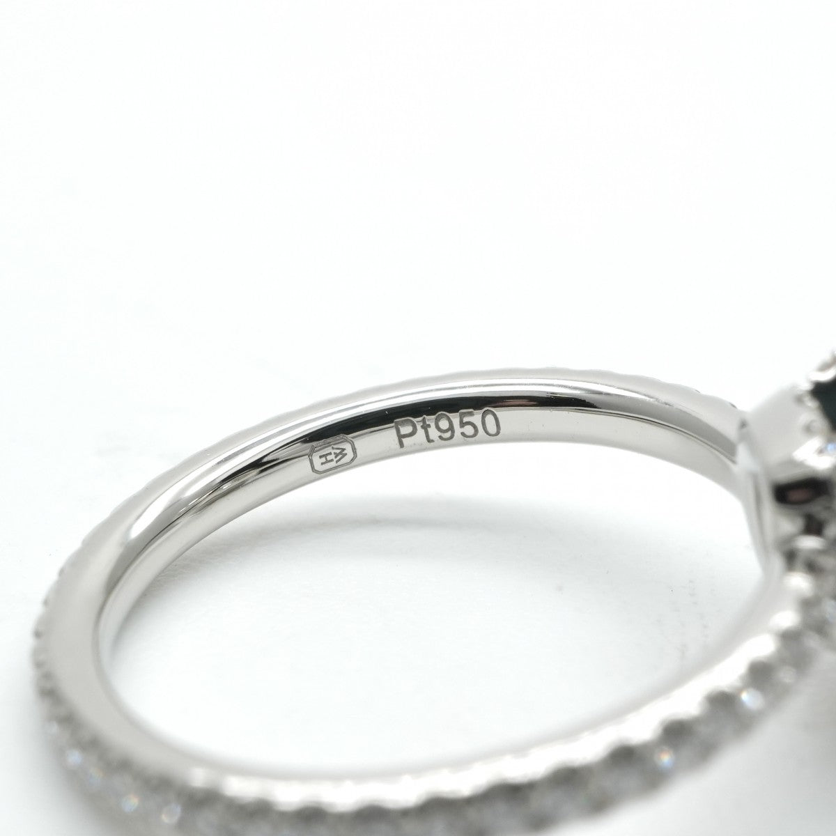 ハリーウィンストン HARRY WINSTON クッションカット・マイクロパヴェ・リング クッションカット・マイクロパヴェ・リング The One by Harry Winston リング 指輪 Pt950 シルバー 婚約指輪　エンゲージリング　プラチナ　ダイヤモンド