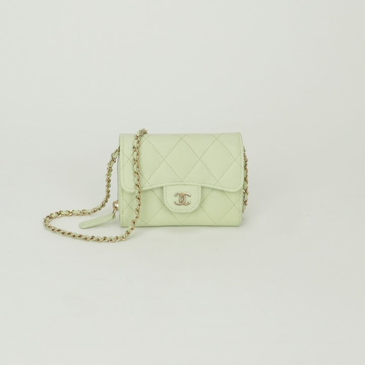 専用CHANEL マトラッセ 二つ折り財布 グリーン　parisにて購入 シャネル CHANEL マトラッセ 財布 二つ折り財布 ミニ財布 ミニ