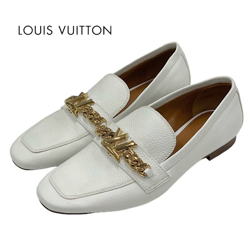 未使用 ルイヴィトン LOUIS VUITTON ローファー 革靴 靴 シューズ チェーン LV金具 レザー ホワイト ゴールド